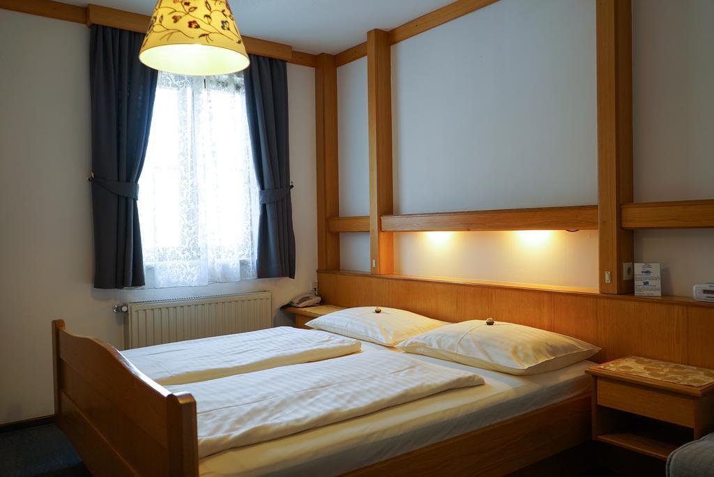 Pension Besser Bad Eisenkappel Luaran gambar