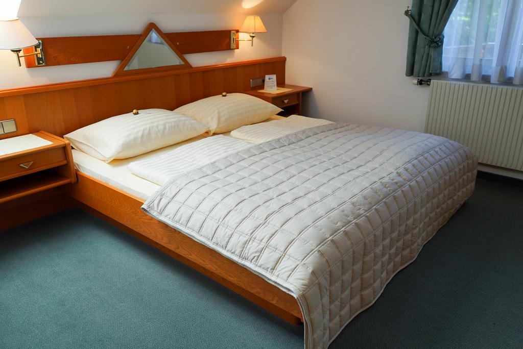 Pension Besser Bad Eisenkappel Luaran gambar