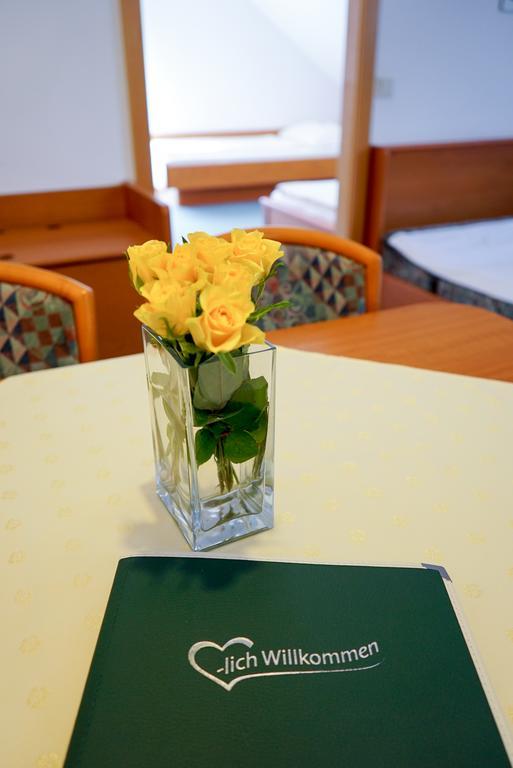 Pension Besser Bad Eisenkappel Luaran gambar